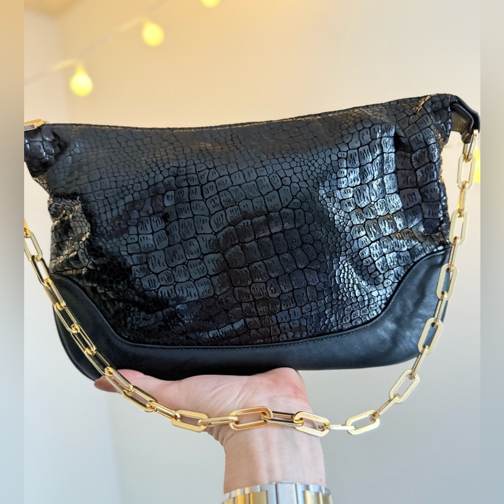 🌾‎ Cache Black Croc-Embossed Leather Bag with Gold Chain